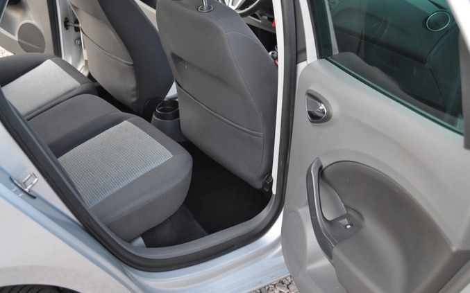 Seat Ibiza cena 20000 przebieg: 150000, rok produkcji 2009 z Łeba małe 562